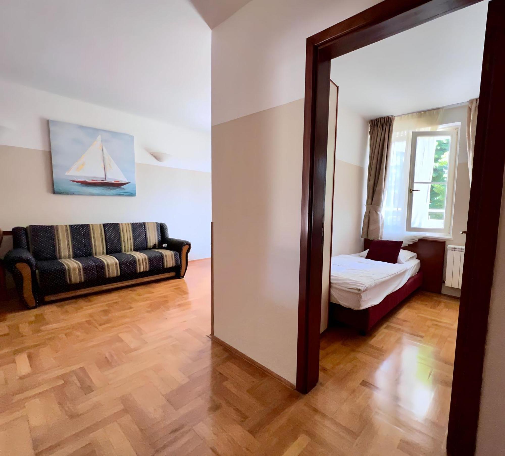 Villa Valdepian Apartments Савудрия Екстериор снимка