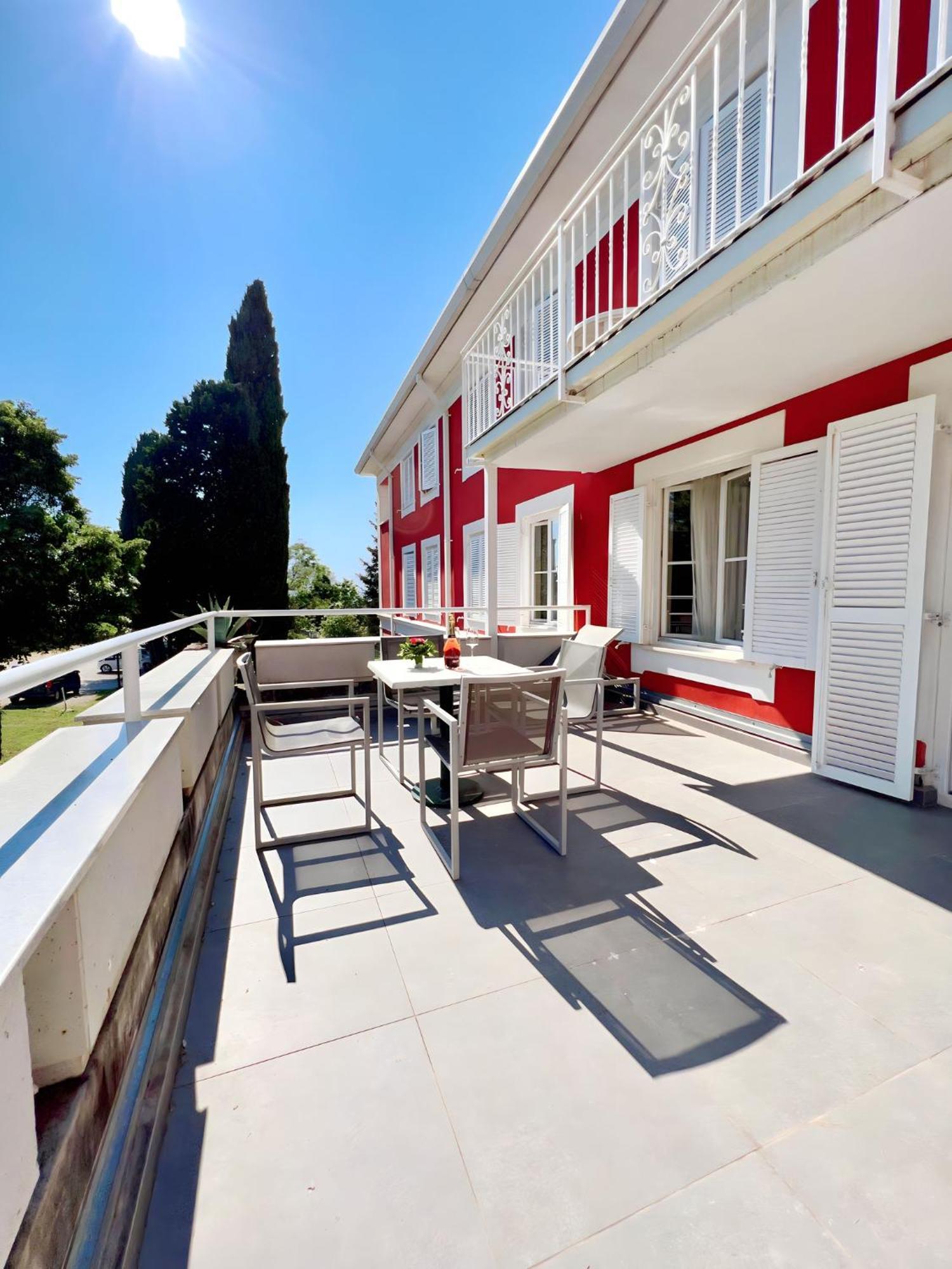 Villa Valdepian Apartments Савудрия Екстериор снимка