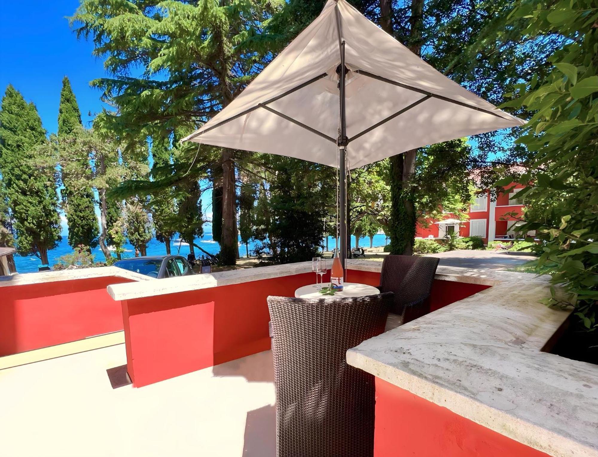 Villa Valdepian Apartments Савудрия Екстериор снимка