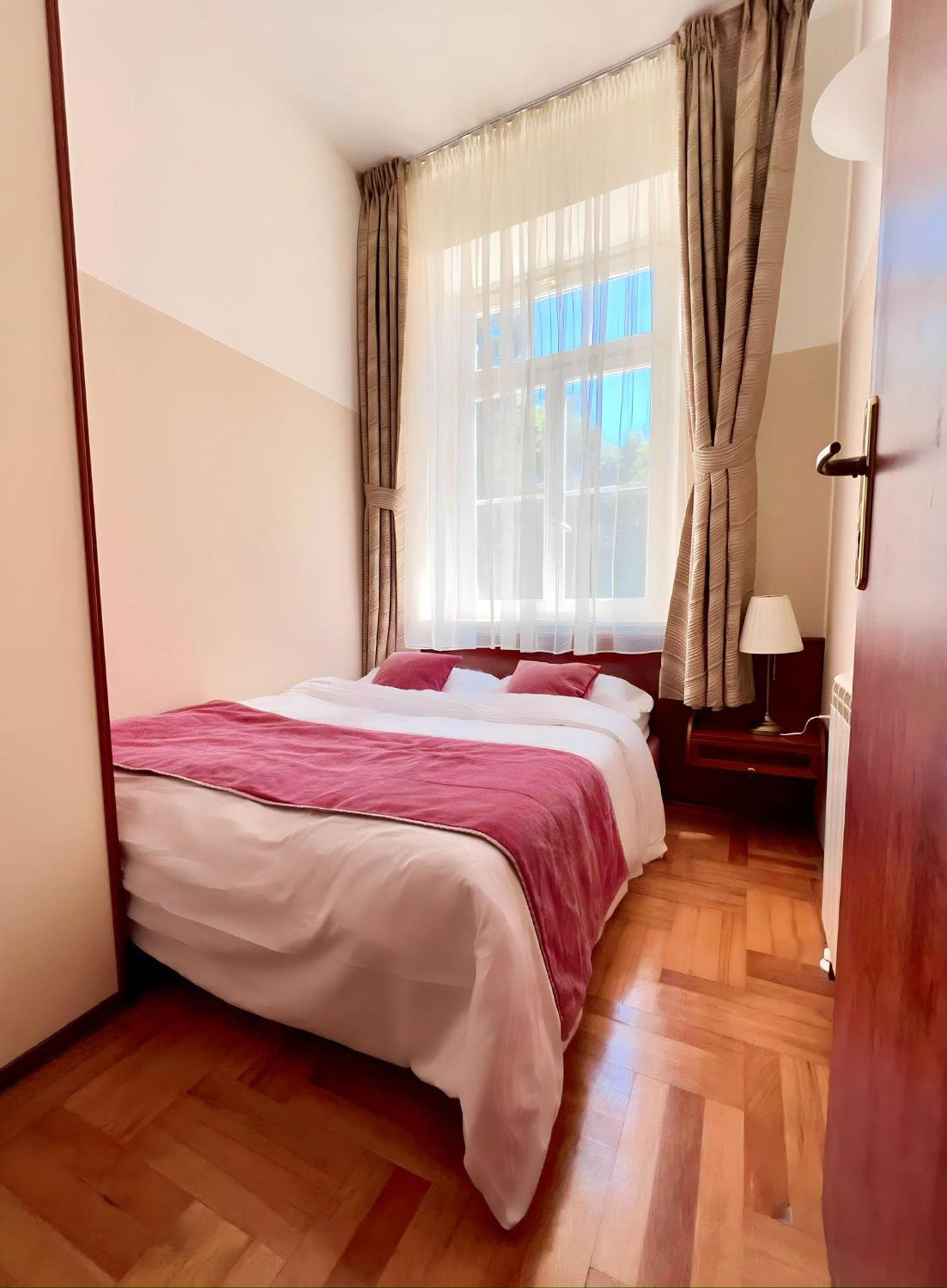Villa Valdepian Apartments Савудрия Екстериор снимка
