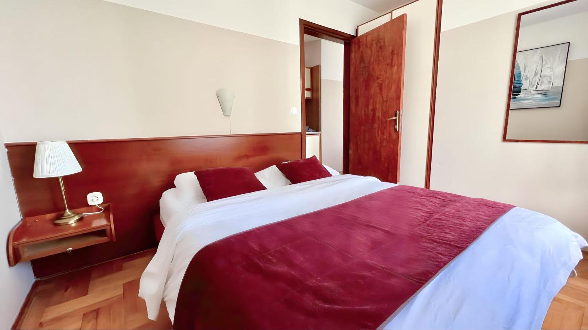 Villa Valdepian Apartments Савудрия Екстериор снимка