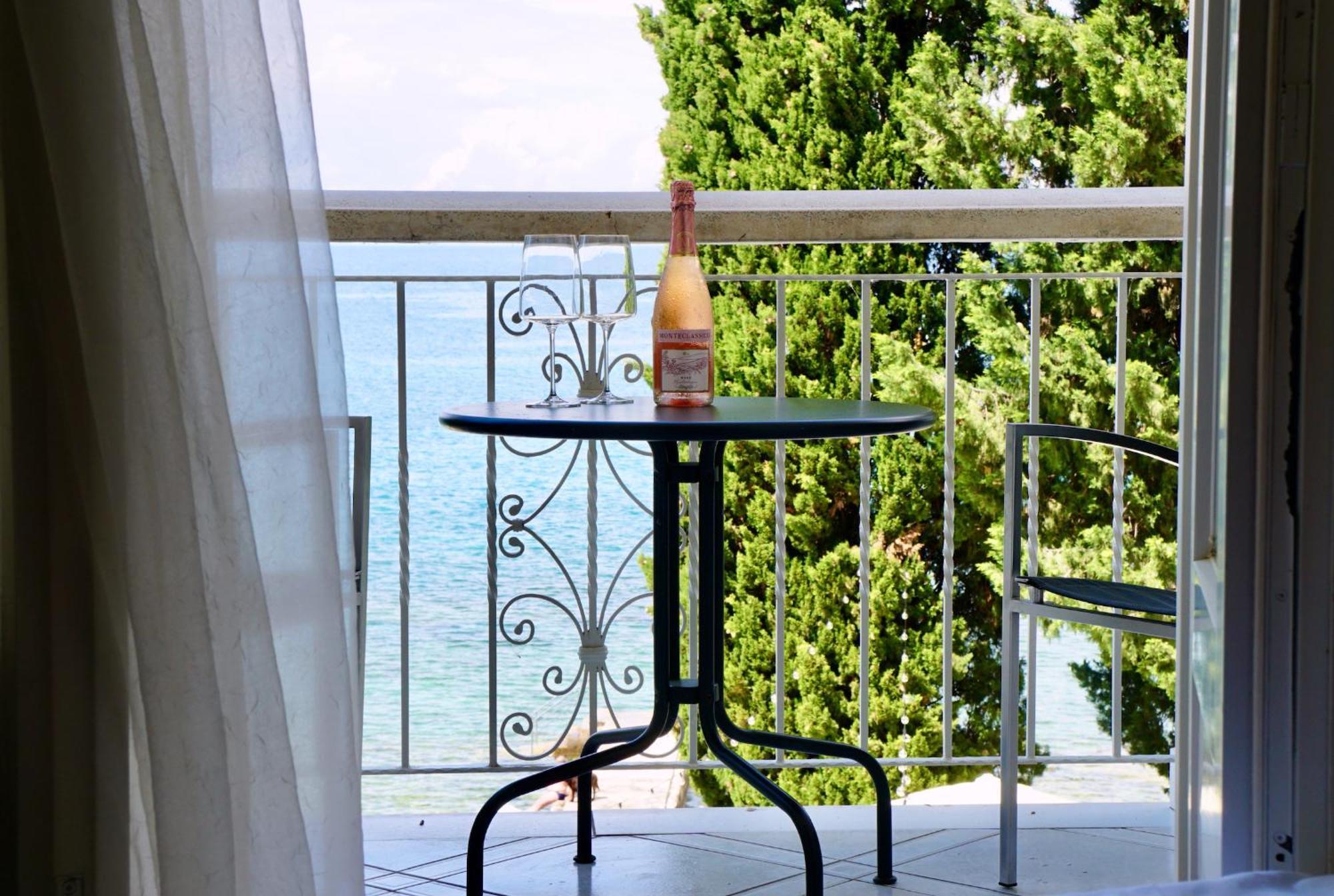 Villa Valdepian Apartments Савудрия Екстериор снимка